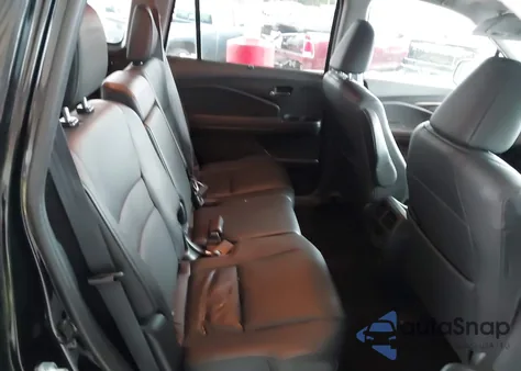 2021 Honda Pilot 2Wd Special Edition from USA, damaged, VIN 5FNYF5H21MB025761